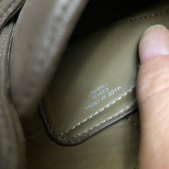 Ankle bootie, heel - Picture 5 of 11